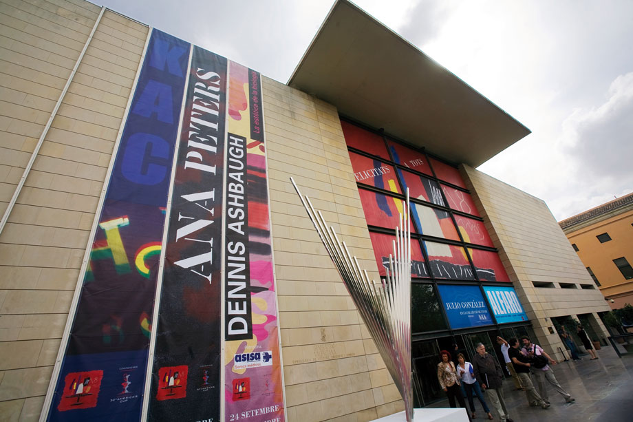 Instituto Valenciano de Arte Moderno - Entrada y actividades GRATIS