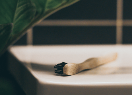 Cepillo para los dientes de bambú GRATIS