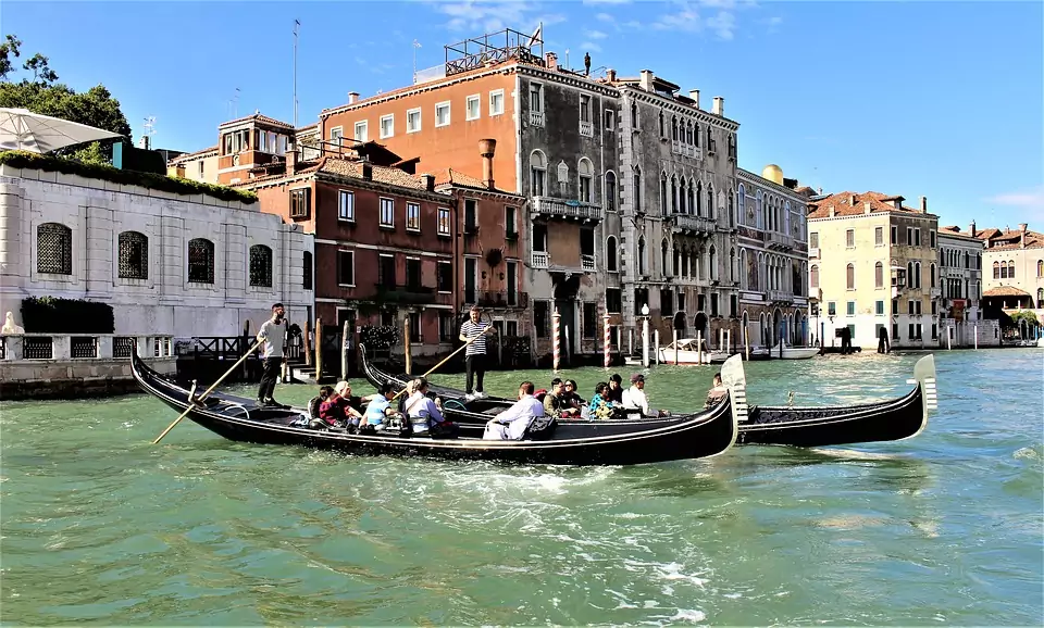 Vuelos a Venecia + 3 Noches en hotel 4* desde 84,5€ Vuelos a Venecia + 3 Noches en hotel 4* desde 84,5€